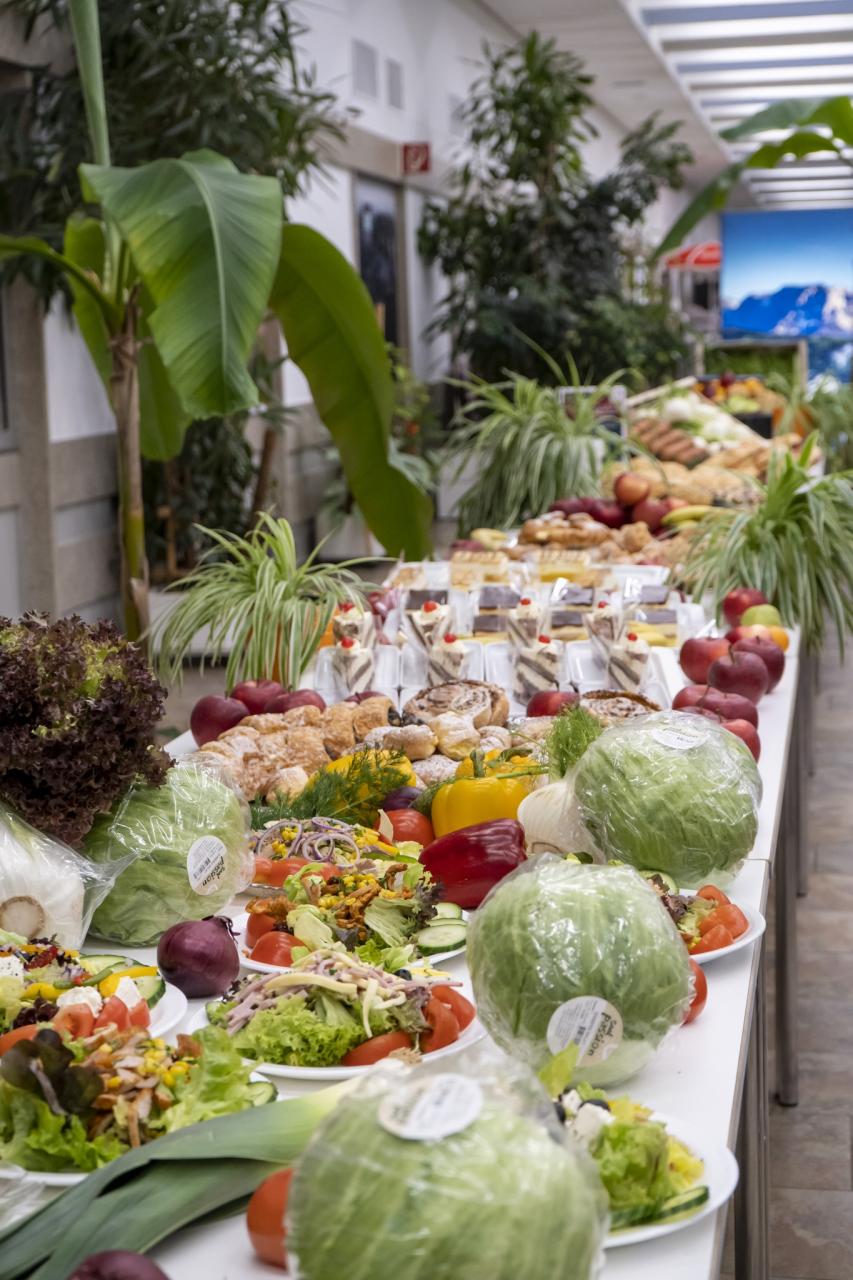 Schön arrangiertes Buffet